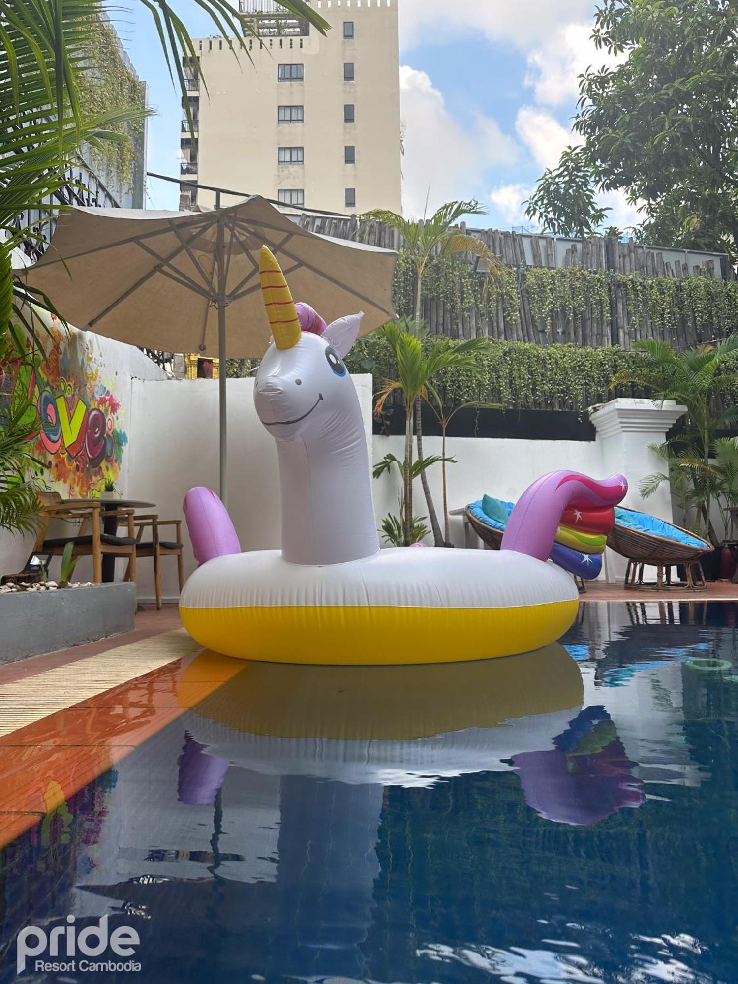Hotel Pride Cambodia *